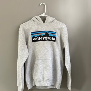 Volleygonia sweatshirt